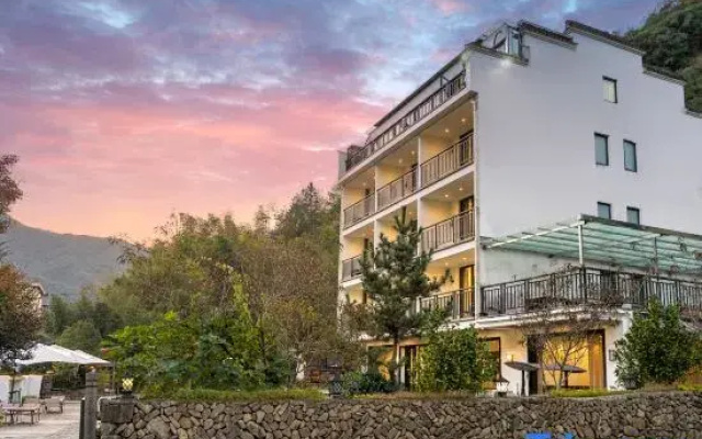 Guchi · Mountain Wilderness Boutique Hotel