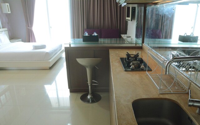 Affordable Studio Ancol Mansion Apartment