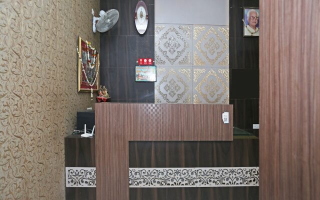 OYO 4009 Hotel HKJ Palace