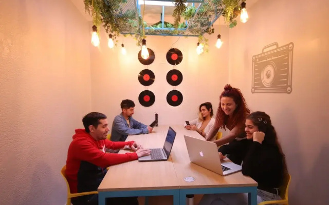 Play Hostel Garden