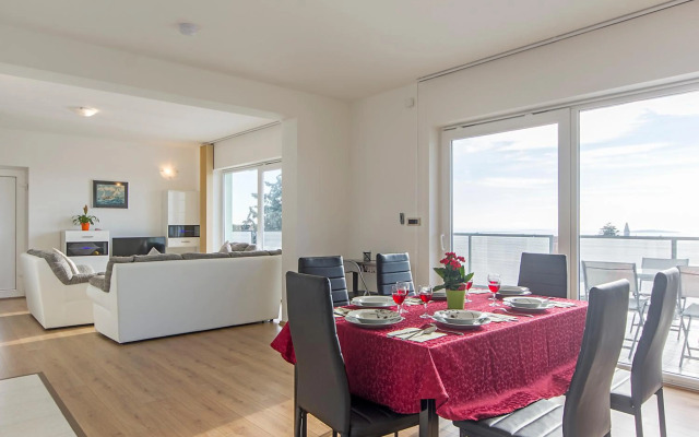 Holiday Home Magic View