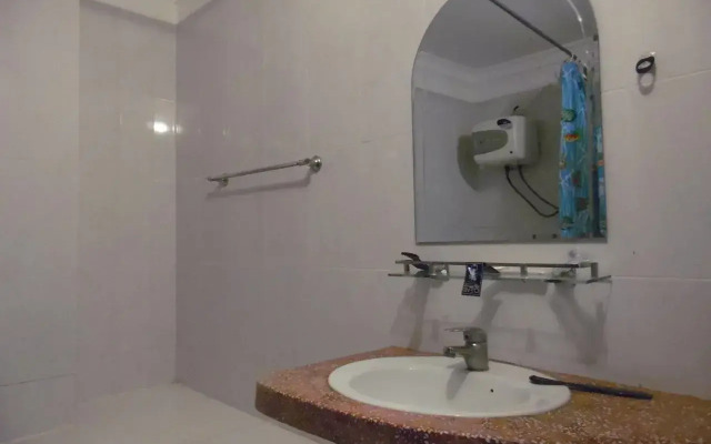 Polowai White Sand Guesthouse