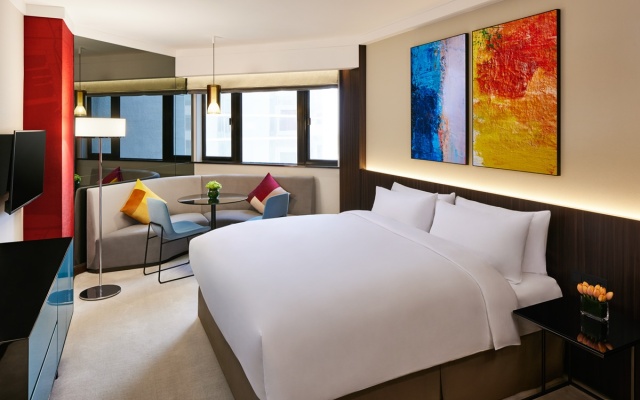 Prince, Marco Polo Hotel