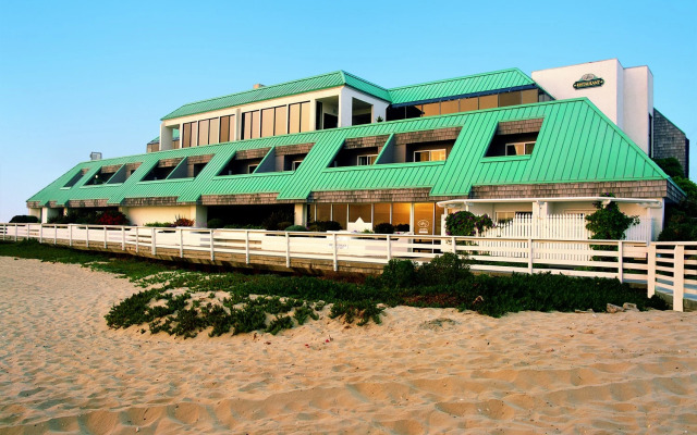 SeaVenture Beach Hotel