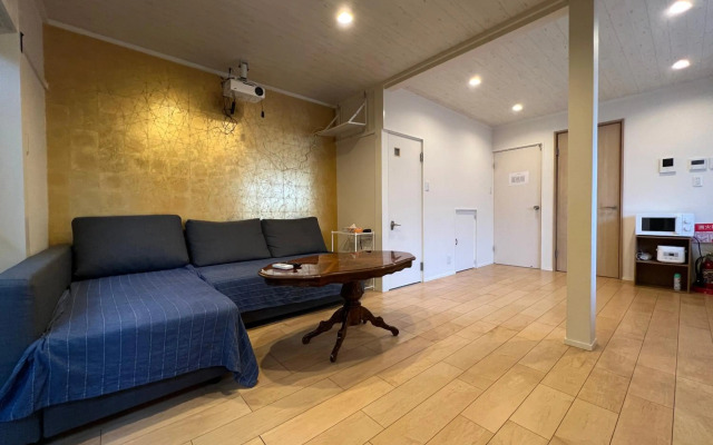 【maple season】Inari/3floors house/near to railway
