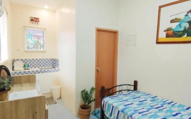 Intoy's Place