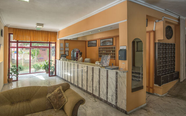 Отель Damlatas Elegant Apart