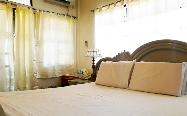 OYO 477 Carino Resort