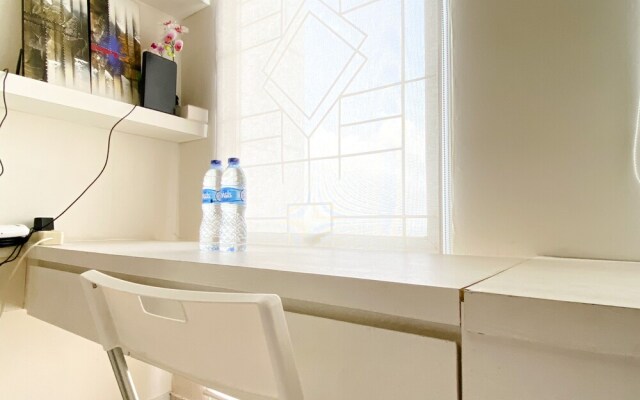 Modern Look And Comfy Studio Patraland Urbano Apartment