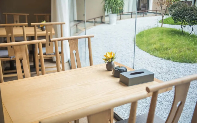 Qiaofeng Xingzilin Hotel