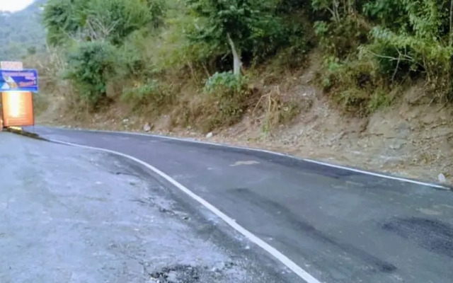 The Yamuna Deck Resort and Cafe