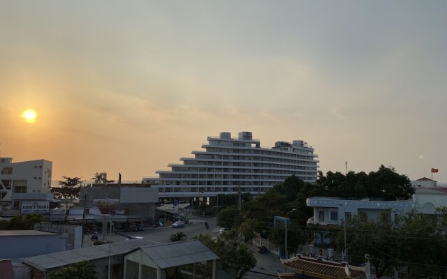 Le Giang Hotel