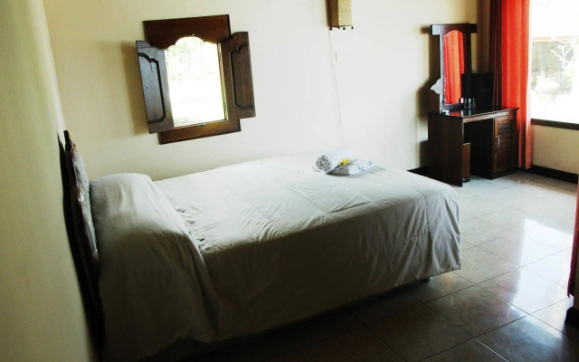 Soka Indah Restaurant & Bungalows