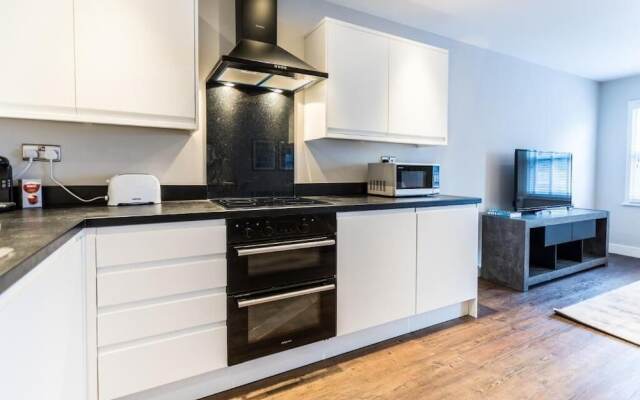 Suite Life Serviced Apartments