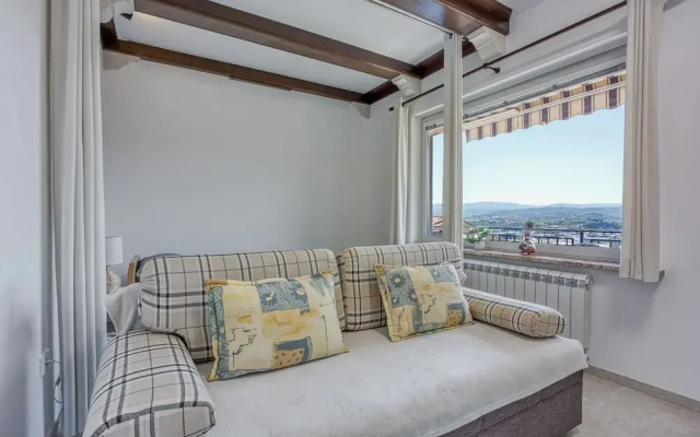 Apartment Smode With Bayview