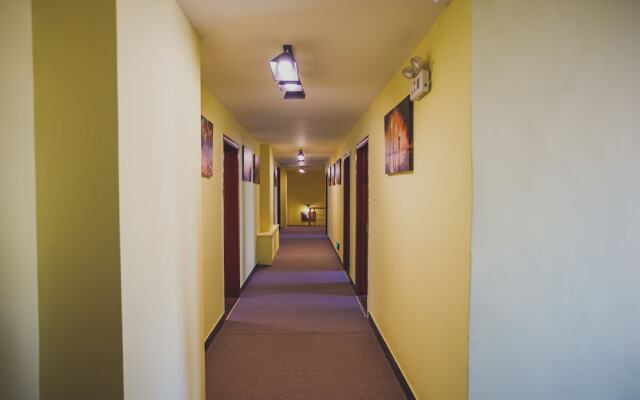 White Horse Times Hotel