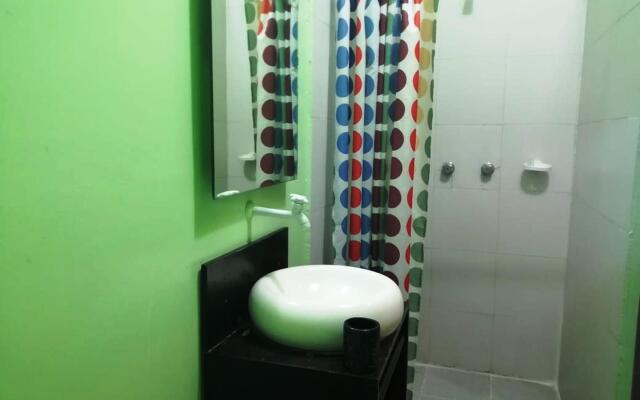 Hostal Amigo Suites