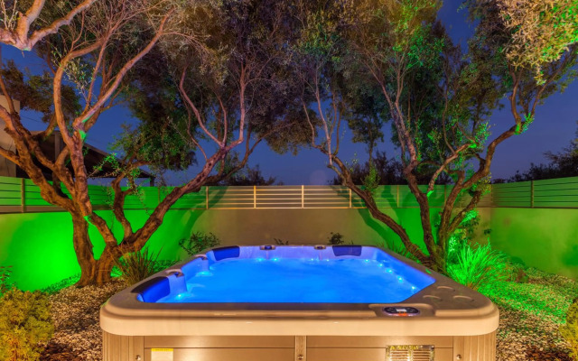 Gouves Family Apartment with Jacuzzi
