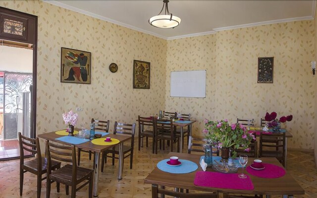 TiflisLux Boutique Hostel