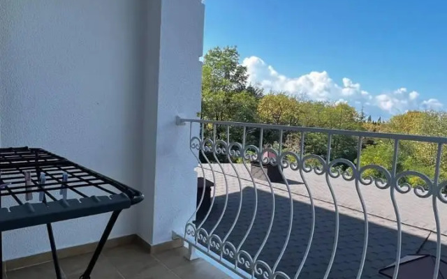 Апартаменты на проспекте Курортный 84