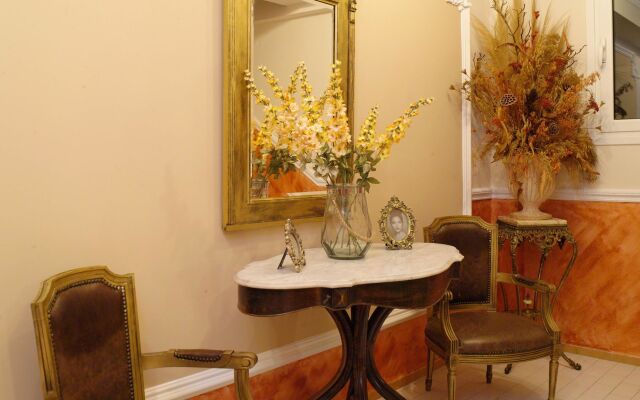 Camelot Royal Beds by Estia