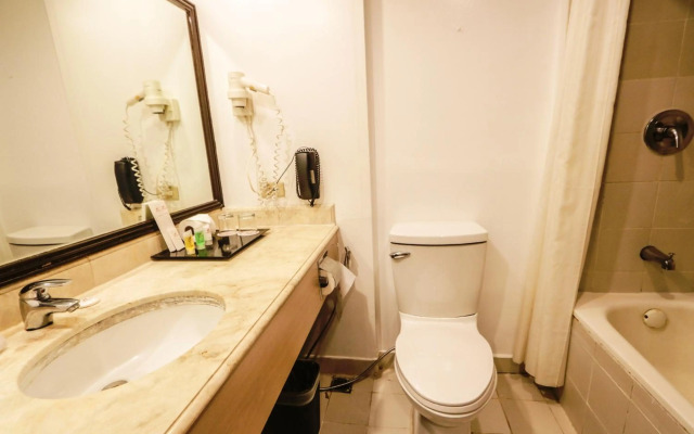 Waterfront Insular Hotel Davao