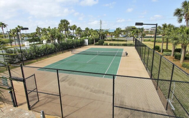 Silver Beach Towers 1905e 3 Bedroom Condo by RedAwning