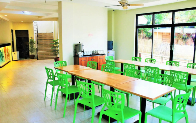 Coron Visitors Hotel