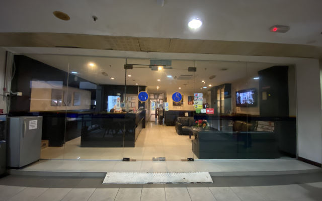 Super OYO 89847 Switz Paradise Hotel