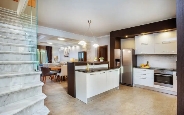 Sunny Villas Exclusive