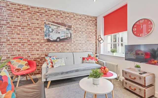 Brighton Getaways - Artist Studio