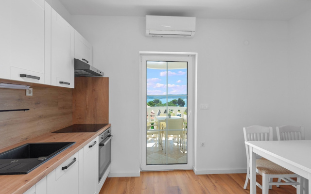 Superior Apartment Tania 4