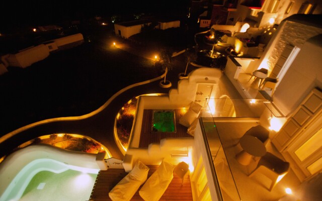Golden Sun Hotel