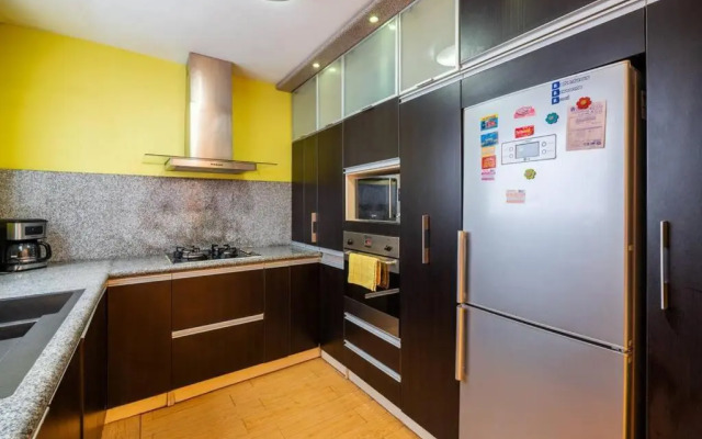 Balconcito Peruano& Ciudad real 302 & 2 bedroom