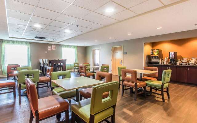 Comfort Suites Richmond