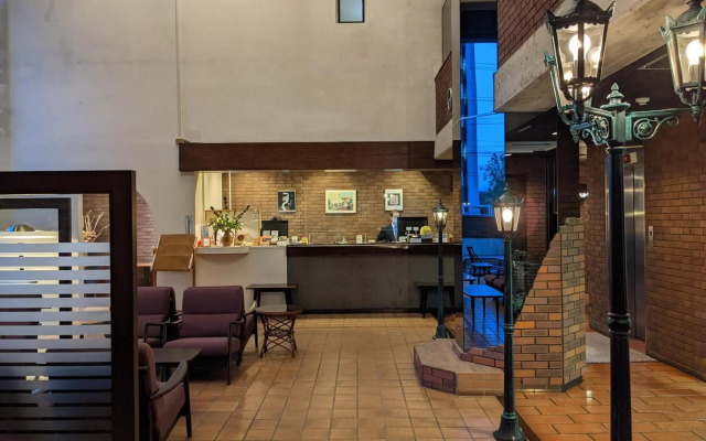 Kita Hotel