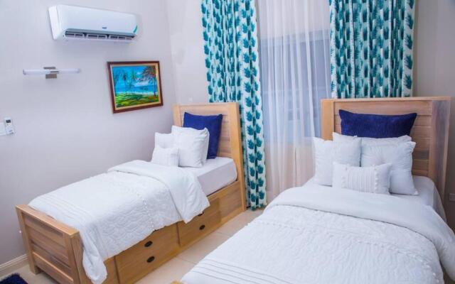 The Cozy 2Bedroom Condo