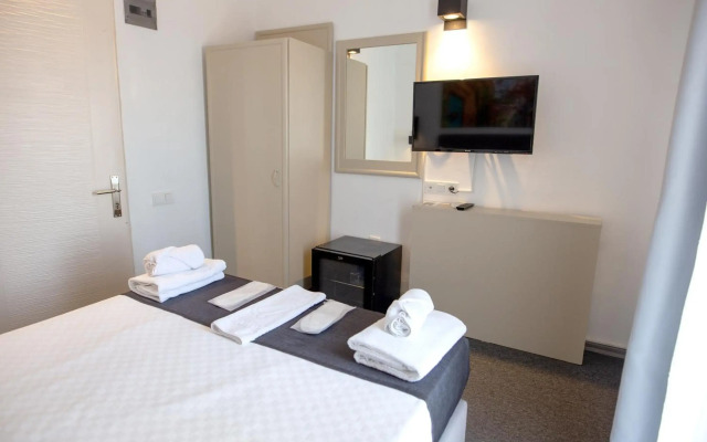 Camlik 87 Hotel Ayvalik