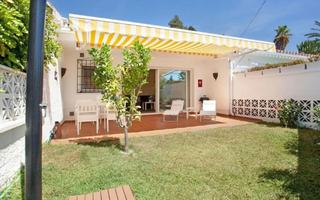 Belvilla by OYO Villa Costabellas