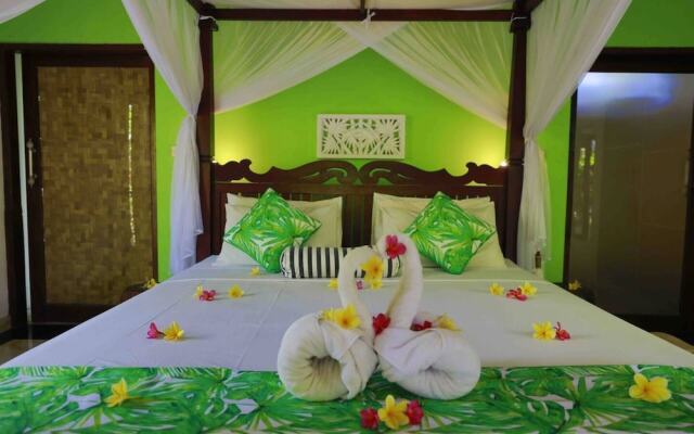 Kirana Homestay - Leaf Bungalow