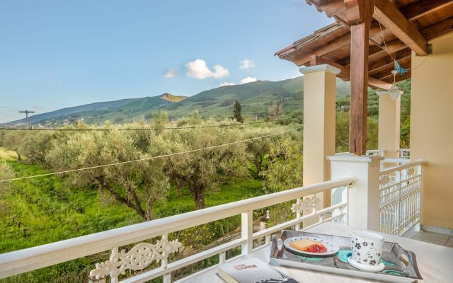 Zante 5 bedroom Villa with private pool and basketball court