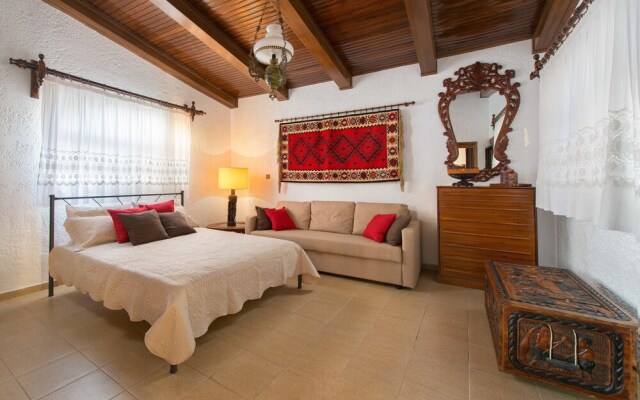 Villa Agia Paraskevi