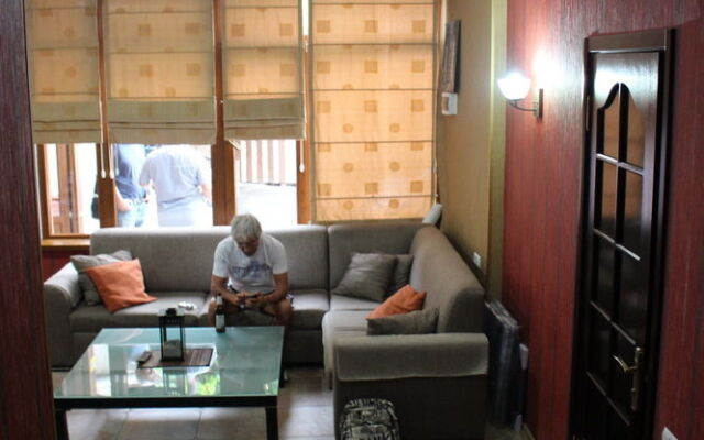 Hotel Almeto