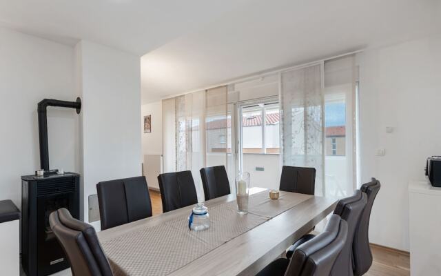 Modern Apartment in Zadar with Terrace
