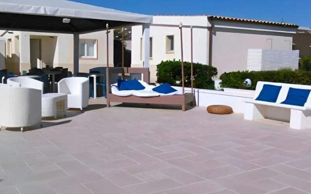 Costa Fenicia - Aura Club