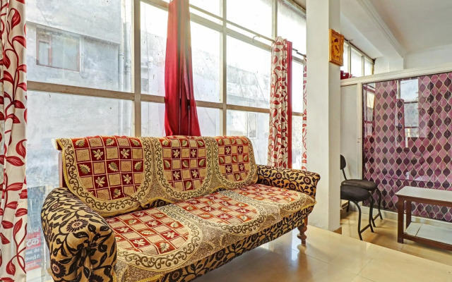 OYO Flagship 80502 Hotel 7 Days Homestay