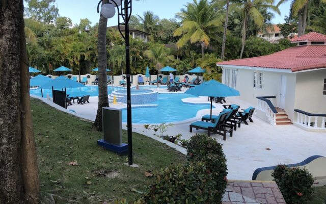 Lifestyle Kosher Cofresi Suites