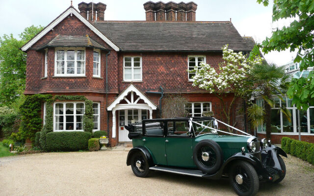 The Farmhouse at Redcoats Restaurant & Hotel