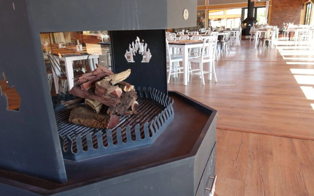 Kalahari Anib Lodge
