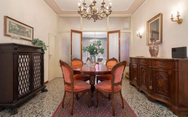 The Arsenal Large Apartment